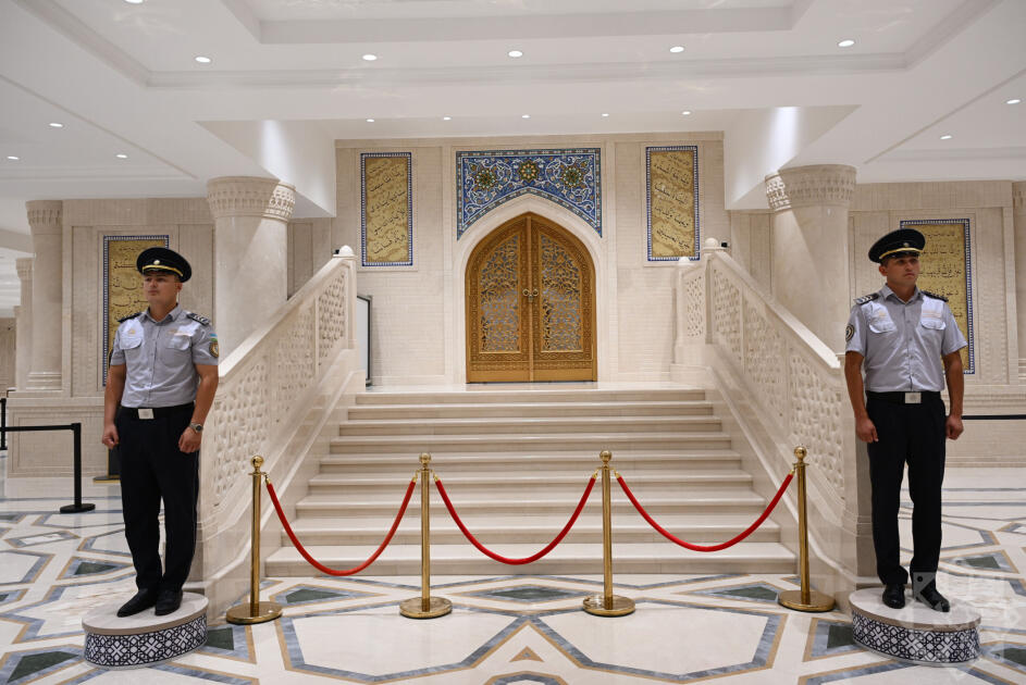 Azərbaycan jurnalistləri Özbəkistanda İmam əl-Buxari turizm kompleksini ziyarət ediblər (FOTO)