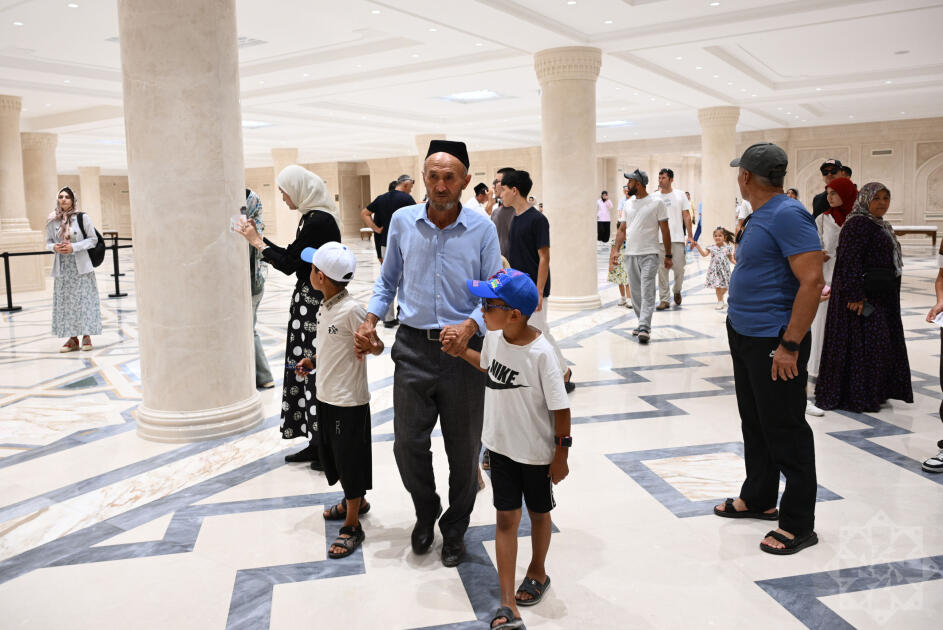 Azərbaycan jurnalistləri Özbəkistanda İmam əl-Buxari turizm kompleksini ziyarət ediblər (FOTO)