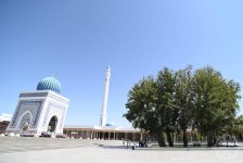 Azərbaycan jurnalistləri Özbəkistanda İmam əl-Buxari turizm kompleksini ziyarət ediblər (FOTO)