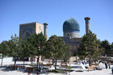 Səmərqənddə azərbaycanlı jurnalistlər Teymurilər sülaləsinin tarixi ilə tanış olublar (FOTO)