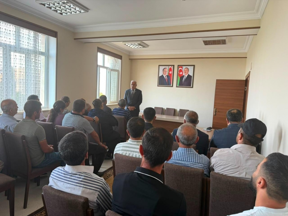 Vüqar Rəhimzadə Ordubadda seçiciləri ilə növbəti görüşünü keçirib (FOTO)