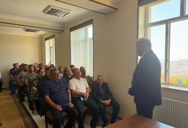 Vüqar Rəhimzadə Ordubadda seçiciləri ilə növbəti görüşünü keçirib (FOTO)