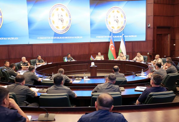 Azərbaycan və Özbəkistan müdafiə nazirlikləri arasında təcrübə mübadiləsi aparılıb (FOTO)