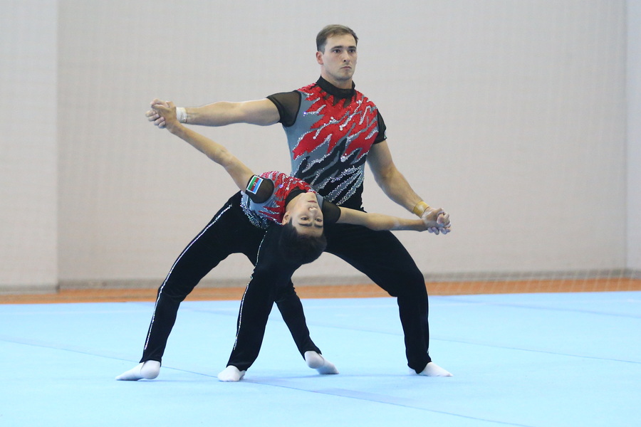 Akrobatika və aerobika gimnastikası üzrə ölkə çempionatları keçirilib (FOTO)