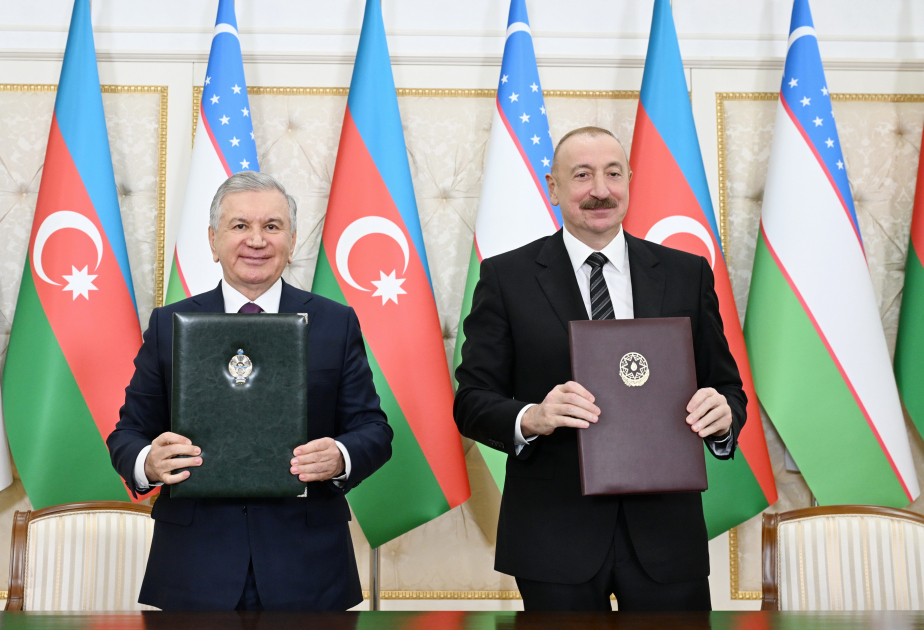 Prezident İlham Əliyev Özbəkistanın Milli İnformasiya Agentliyinə müsahibə verib (FOTO)