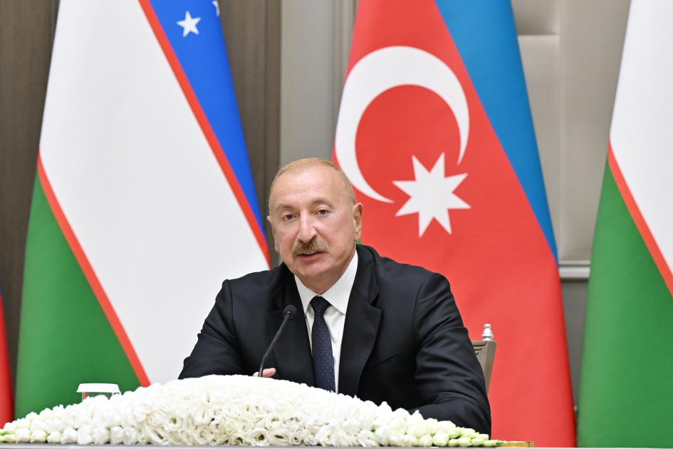 Azərbaycan və Özbəkistan prezidentləri mətbuata bəyanatlarla çıxış ediblər (FOTO) (YENİLƏNƏCƏK)