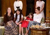 Azərbaycanın və Özbəkistanın birinci xanımları Daşkənddə “Oxunguzar” incəsənət məkanı ilə tanış olublar (FOTO)