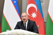 Azərbaycan və Özbəkistan prezidentləri mətbuata bəyanatlarla çıxış ediblər (FOTO) (YENİLƏNƏCƏK)