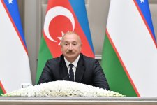 Azərbaycan və Özbəkistan prezidentləri mətbuata bəyanatlarla çıxış ediblər (FOTO) (YENİLƏNƏCƏK)