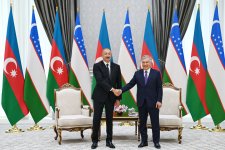 Daşkənddə Azərbaycan Prezidenti İlham Əliyevin Özbəkistan Prezidenti ilə təkbətək görüşü olub (FOTO/VİDEO)