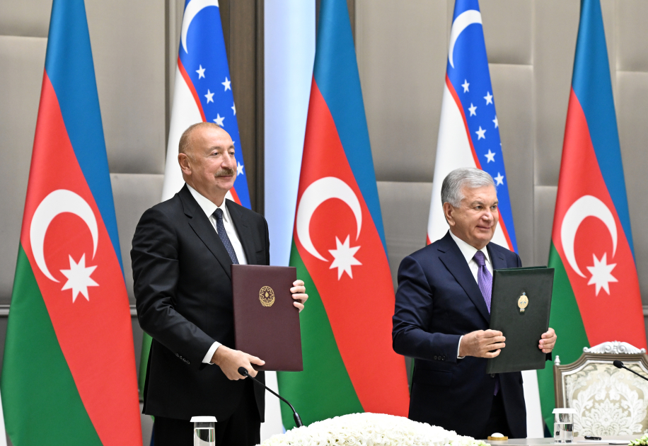 Daşkənddə Azərbaycan-Özbəkistan sənədlərinin imzalanması və mübadiləsi mərasimi olub (FOTO) (YENİLƏNƏCƏK)