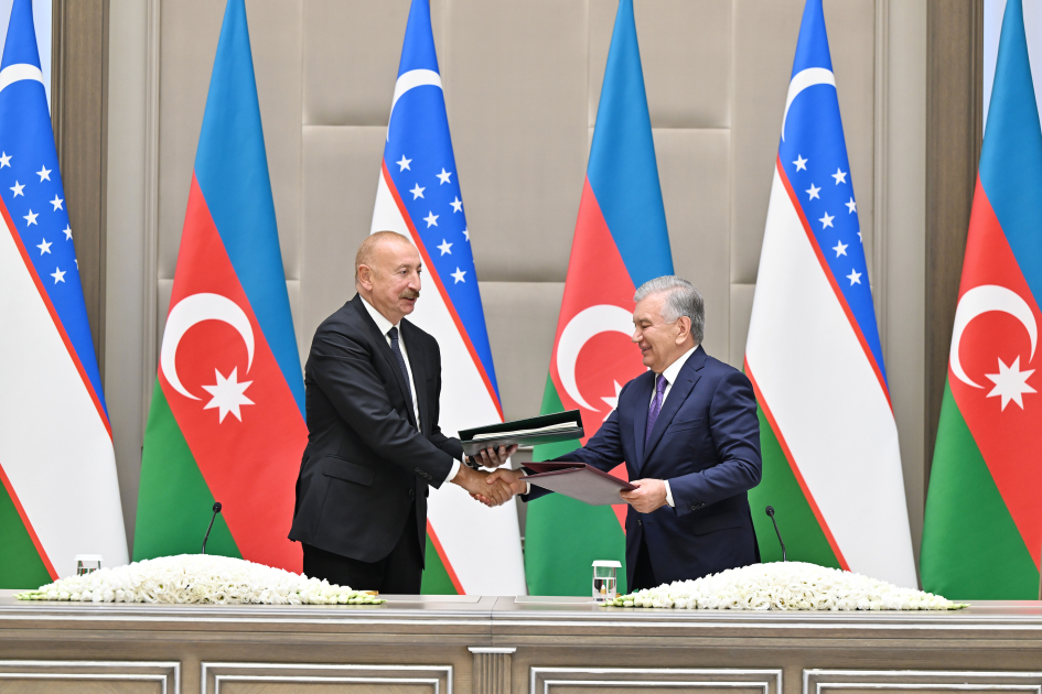 Daşkənddə Azərbaycan-Özbəkistan sənədlərinin imzalanması və mübadiləsi mərasimi olub (FOTO) (YENİLƏNƏCƏK)