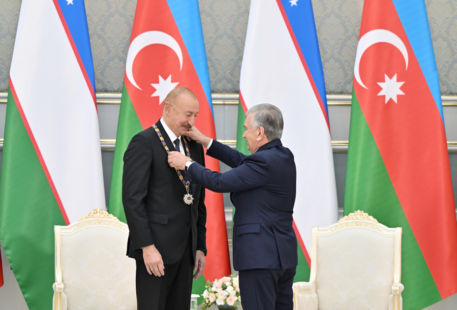Daşkənddə Azərbaycan və Özbəkistan prezidentlərinin təltifolunma mərasimi keçirilib (FOTO) (YENİLƏNƏCƏK)