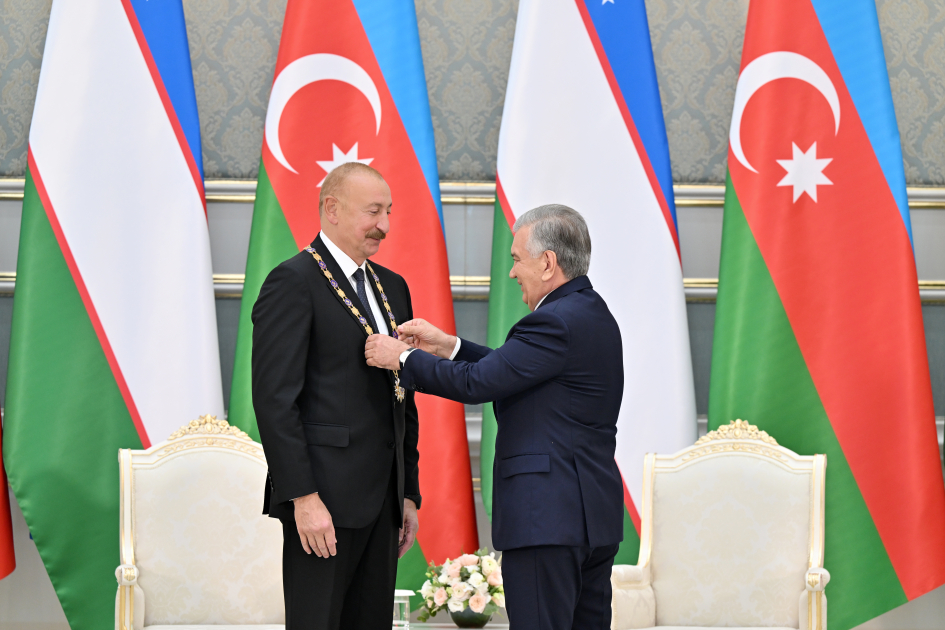 Daşkənddə Azərbaycan və Özbəkistan prezidentlərinin təltifolunma mərasimi keçirilib (FOTO) (YENİLƏNƏCƏK)