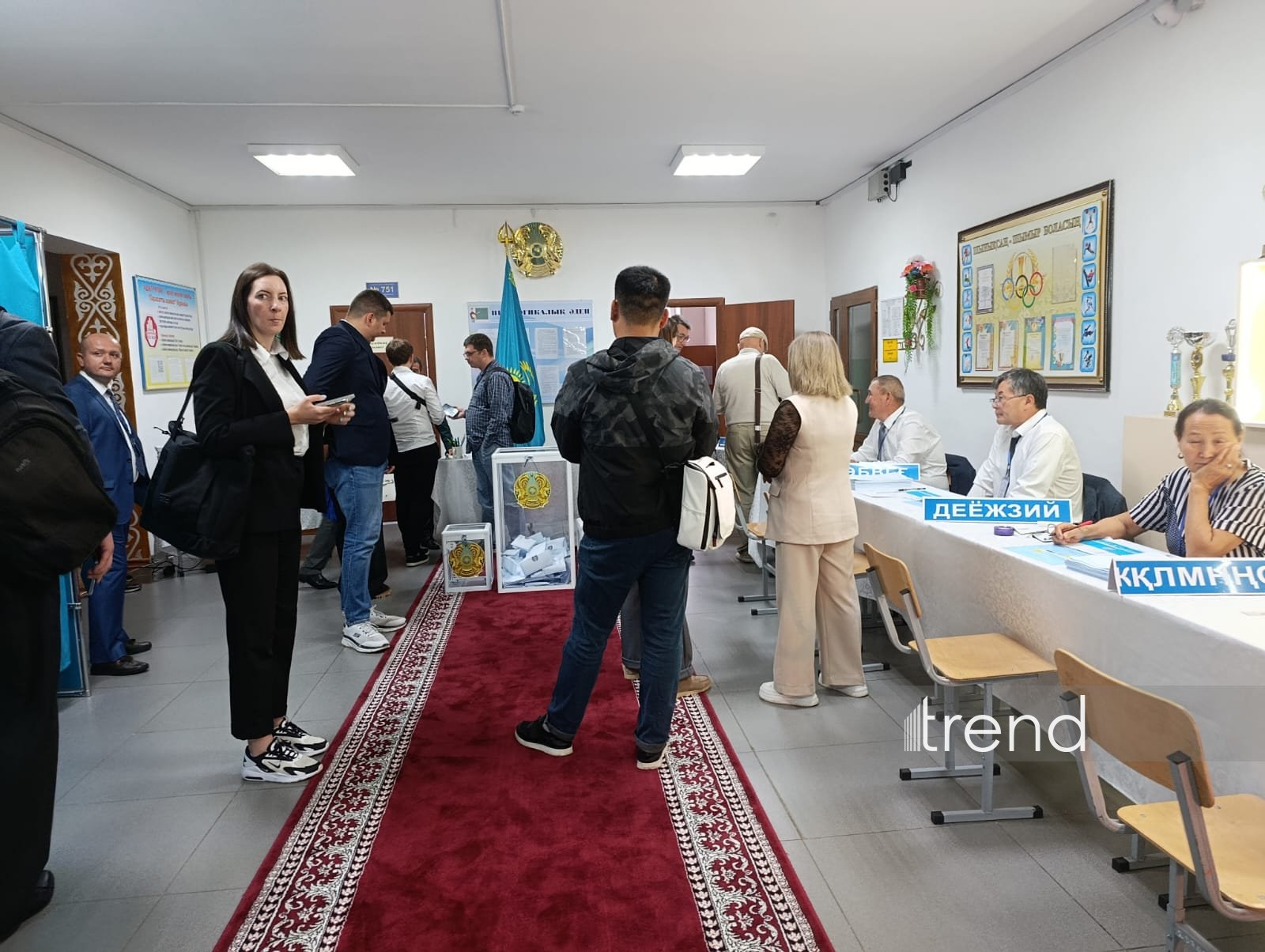 Qazaxıstanın Akmola vilayətində Kurultaya seçkilər üzrə səsvermə keçirilir (FOTO)
