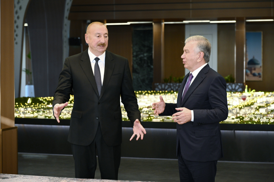 Prezident İlham Əliyev Özbəkistanın ən böyük şəhərsalma layihəsi - “Yeni Daşkənd”lə tanış olub (FOTO)