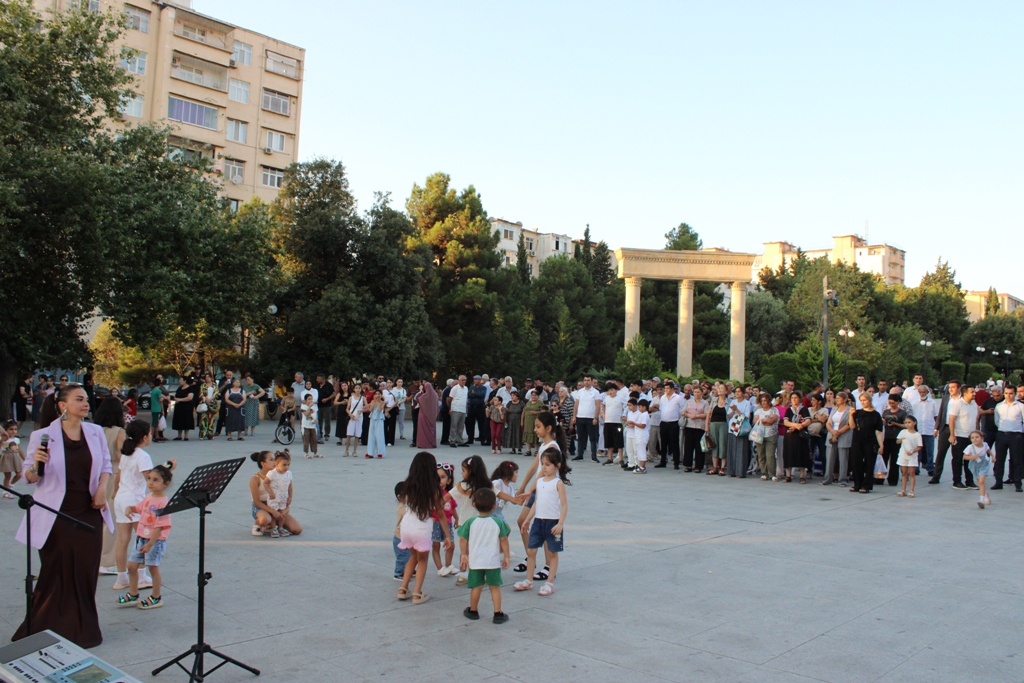 Bakıda axşam konsertləri təşkil edilib (FOTO)