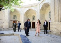 Leyla Əliyeva ilk Buxara Biennalesinin əsərləri ilə tanış olub (FOTO/VİDEO)