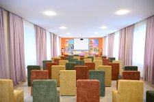 Birinci vitse-prezident Mehriban Əliyeva, qızları Leyla Əliyeva və Arzu Əliyeva Bakıda 352 saylı körpələr evi-uşaq bağçasının açılışında iştirak ediblər (FOTO)