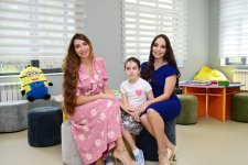 Birinci vitse-prezident Mehriban Əliyeva, qızları Leyla Əliyeva və Arzu Əliyeva Bakıda 352 saylı körpələr evi-uşaq bağçasının açılışında iştirak ediblər (FOTO)