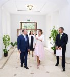 Birinci vitse-prezident Mehriban Əliyeva, qızları Leyla Əliyeva və Arzu Əliyeva Elmi-Tədqiqat Pediatriya İnstitutunu ziyarət ediblər (FOTO)