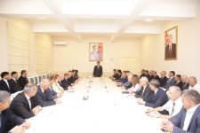 Xaçmaz Rayon İcra Hakimiyyətində vətəndaş müraciətlərinin həlli ilə bağlı iclas keçirilib (FOTO)