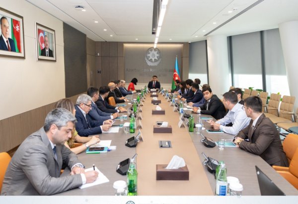 Azərbaycanın sığorta və kapital bazarlarında süni intellektin tətbiqi müzakirə olunub