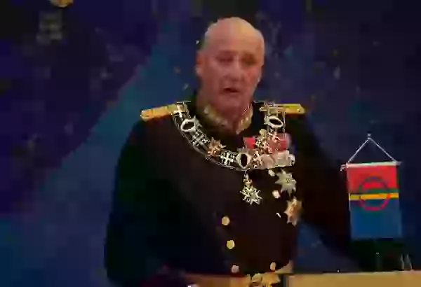 Norveç kralı vəfat edib