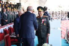 Azərbaycan müdafiə naziri Türkiyədə hərbi məktəblərin buraxılış mərasimlərində iştirak edib (FOTO)