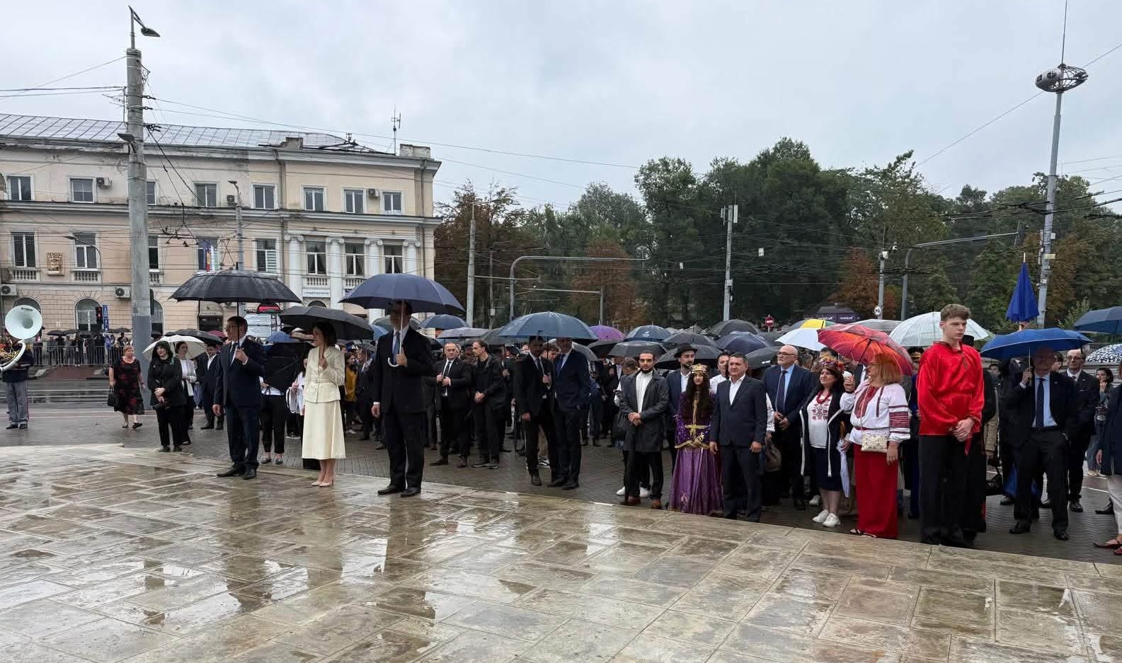 Soydaşlarımız Moldovanın Müstəqillik Günü ilə bağlı rəsmi tədbirdə iştirak ediblər (FOTO)