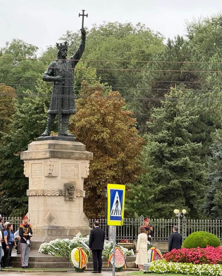 Soydaşlarımız Moldovanın Müstəqillik Günü ilə bağlı rəsmi tədbirdə iştirak ediblər (FOTO)
