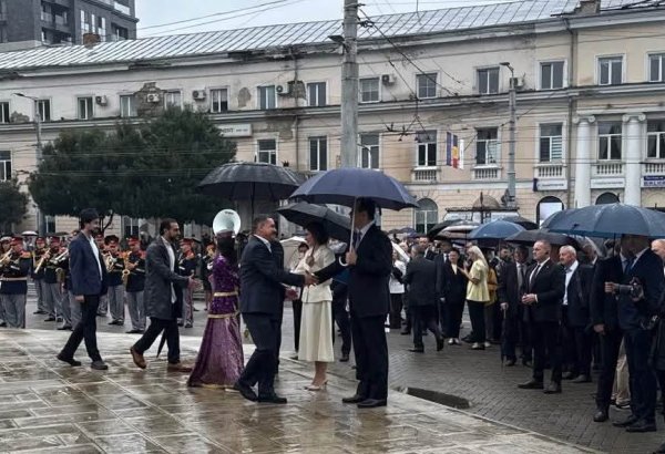 Soydaşlarımız Moldovanın Müstəqillik Günü ilə bağlı rəsmi tədbirdə iştirak ediblər (FOTO)