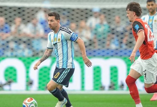 Lionel Messi Argentina millisindəki karyerasını başa vurub (FOTO)