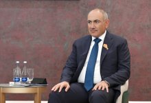 Prezident İlham Əliyevin Bişkekdə Ermənistanın Baş naziri ilə görüşü keçirilir (FOTO)