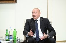 Bişkekdə Prezident İlham Əliyevin Məsud Pezeşkianla görüşü olub (FOTO)