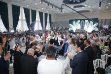 Elnur Rzayev şəhid Mayis Səmədovun qardaşı qızının toy mərasimində iştirak edib