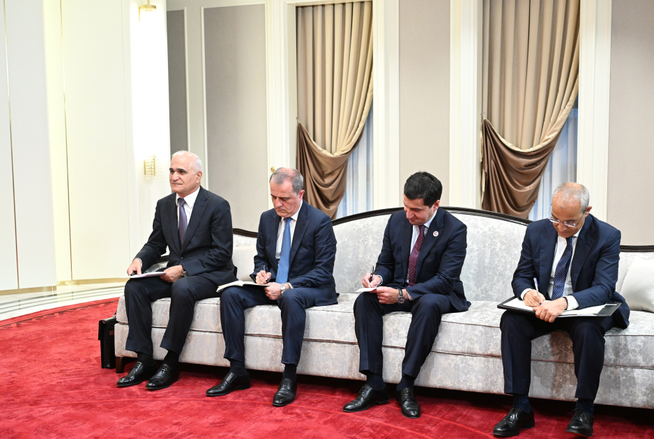 Bişkekdə Prezident İlham Əliyevin Məsud Pezeşkianla görüşü olub (FOTO)