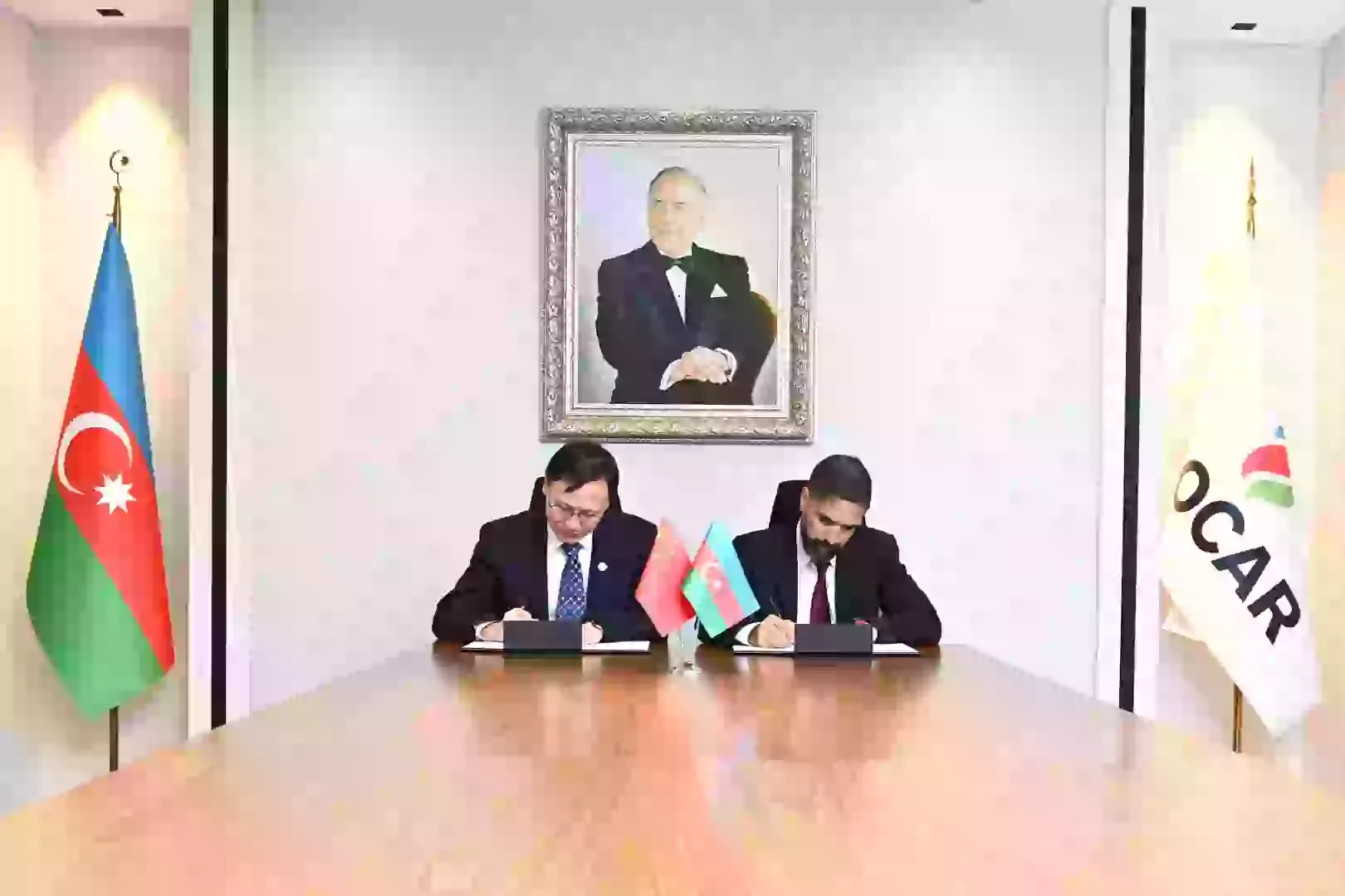 SOCAR ilə Çinin “CNOOC” şirkəti arasında Anlaşma Memorandumu imzalanıb (FOTO)