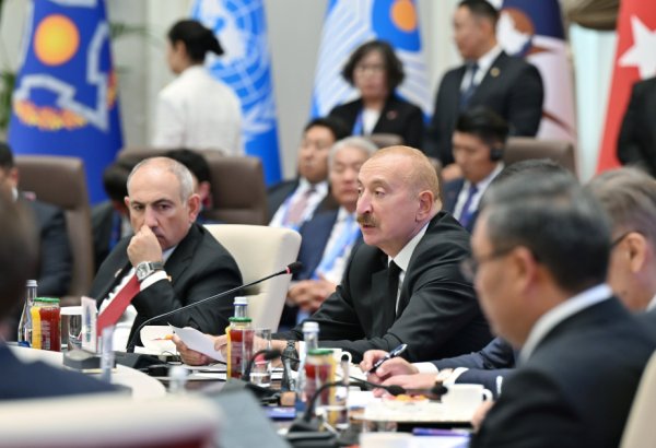 Prezident İlham Əliyev: Ermənistanla birlikdə qarşılıqlı ticarətin həcminin artırılması üzərində işləyirik