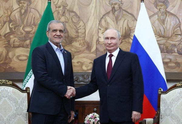 Putin və Pezeşkian strateji əməkdaşlığın genişləndirilməsini müzakirə ediblər