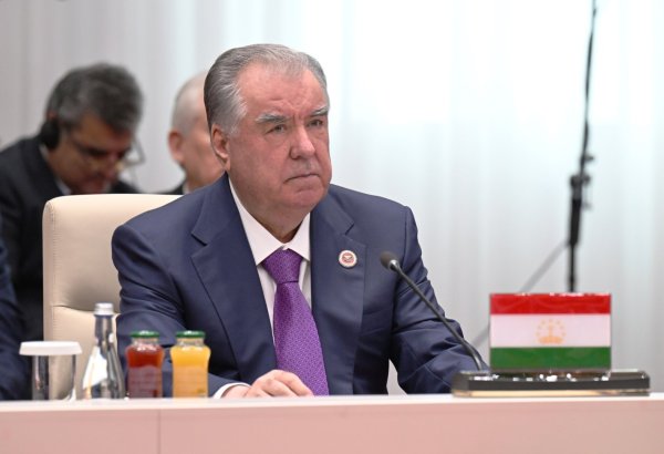 Tacikistan Prezidenti ŞƏT çərçivəsində iqtisadi artım zonalarının yaradılmasını təklif edib