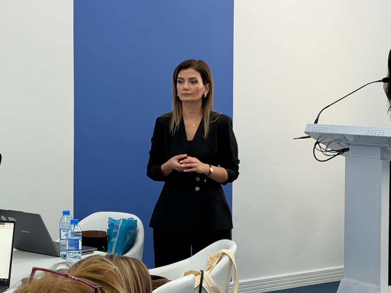 UNEC-də İsrailin süni intellekt üzrə mütəxəssisləri tərəfindən təlimçilərin təliminə start verilib (FOTO)