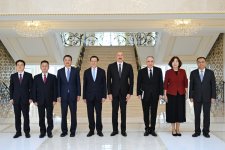 Prezident İlham Əliyev Çin Ali Xalq Prokurorluğunun Baş prokurorunun başçılıq etdiyi nümayəndə heyətini qəbul edib (FOTO)