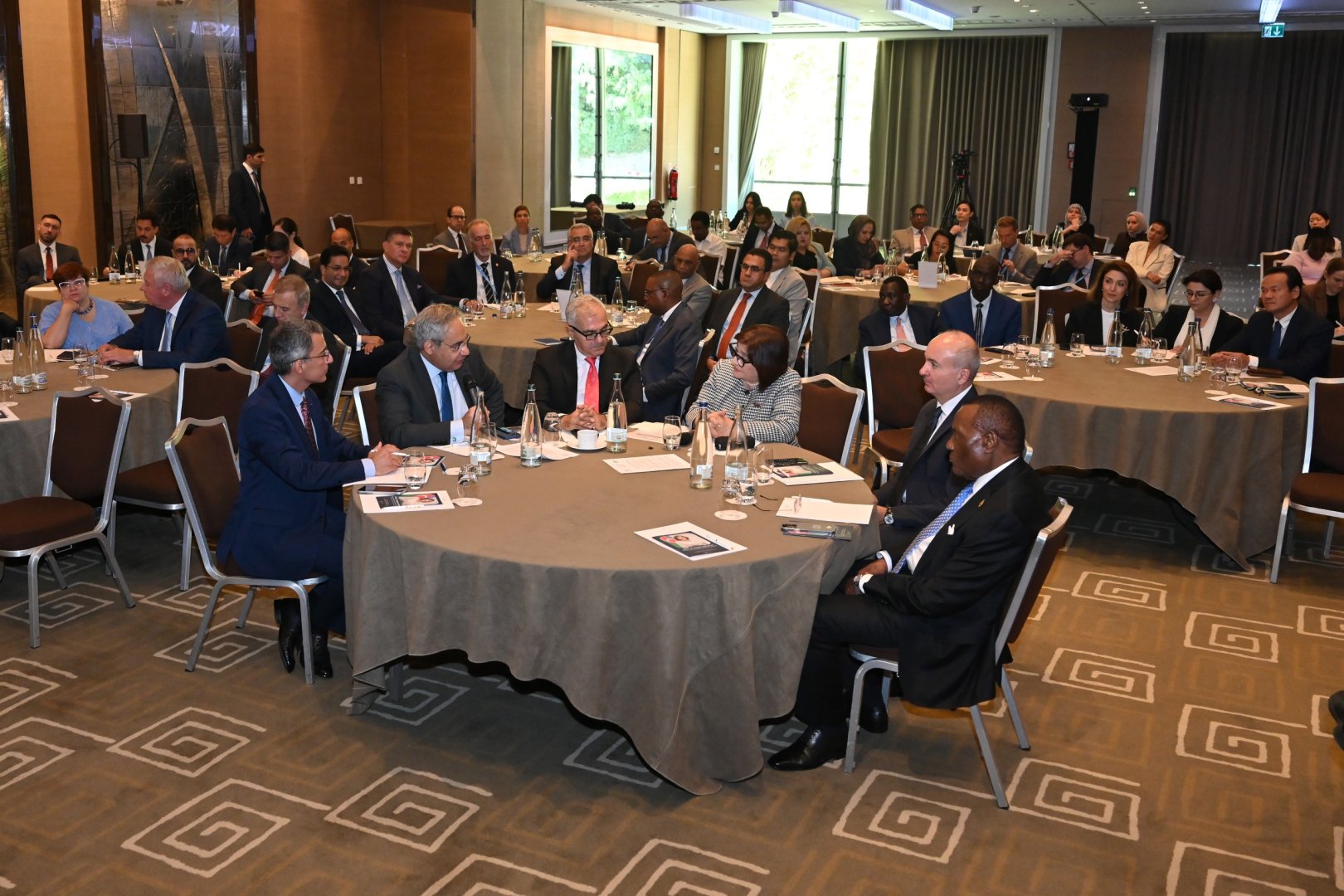 Sahibə Qafarova Cenevrədə yerləşən diplomatik korpus rəhbərləri və nümayəndələri ilə görüşdə çıxış edib (FOTO)