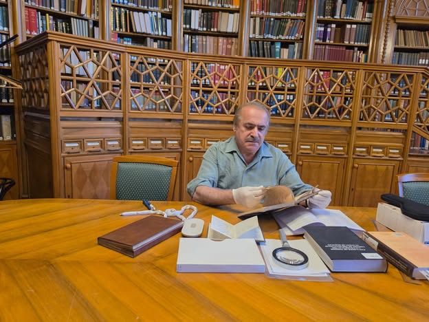 Macarıstan Elmlər Akademiyasının arxivində Azərbaycan klassiklərinə aid nadir əlyazmalar aşkarlanıb (FOTO)