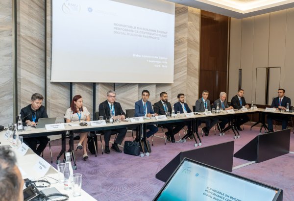 Bakı İqlim Fəaliyyəti Həftəsində binaların enerji effektivliyi üzrə pasportlaşdırılması müzakirə edilib (FOTO)