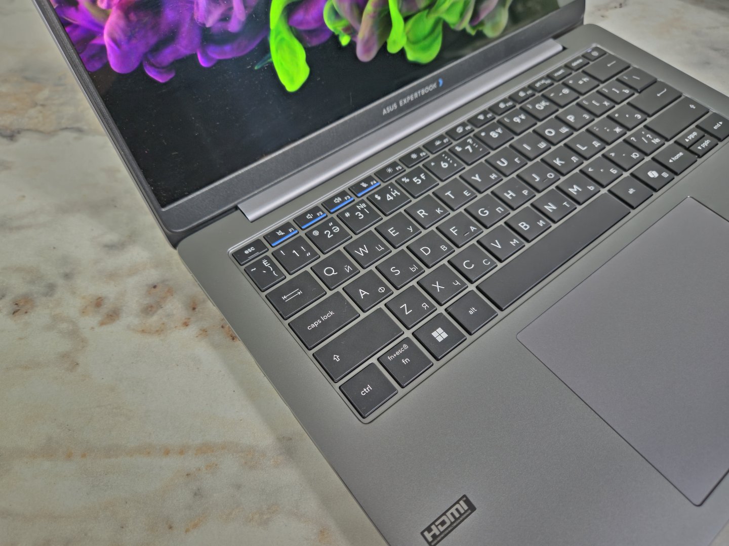 AMD Ryzen™️AI prosessorlu ağıllı noutbuk – Yeni “ASUS ExpertBook P5 G2”nin İCMALI (FOTO)