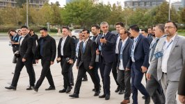 Türkiyə, Gürcüstan və İraqdan gələn din xadimləri Zəfər abidəsini ziyarət ediblər (FOTO)