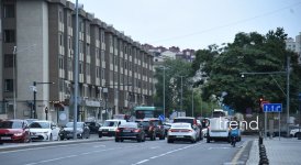 Güclü leysan Bakını sınağa çəkdi: Şəhər əvvəlki yağışlardan hansı nəticəni çıxarıb? (FOTO)
