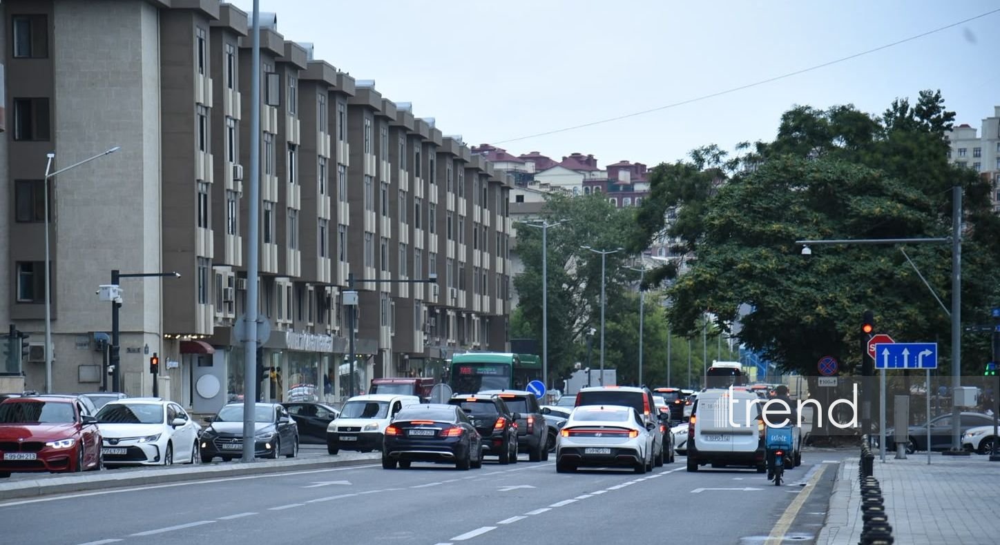 Güclü leysan Bakını sınağa çəkdi: Şəhər əvvəlki yağışlardan hansı nəticəni çıxarıb? (FOTO)